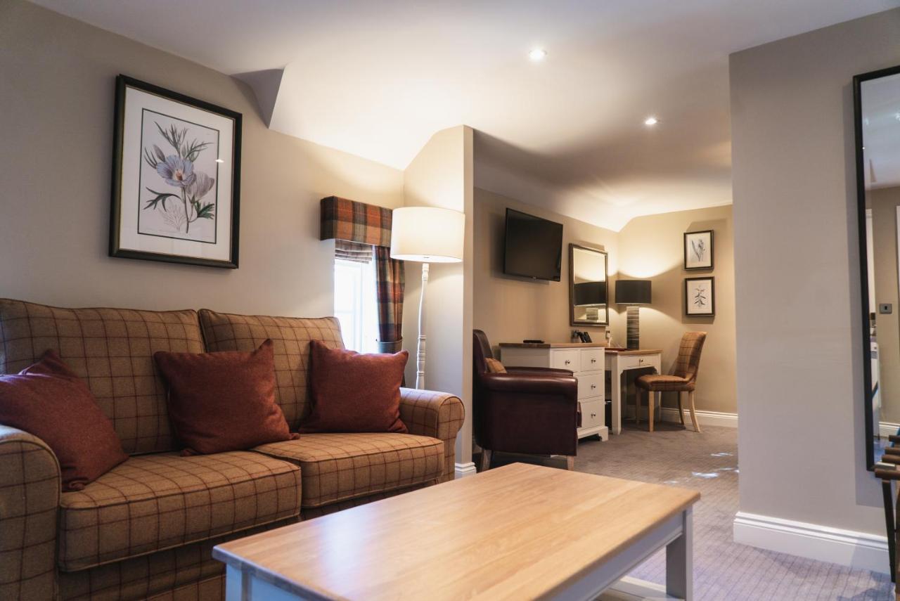The Highdown - Brunning And Price 4*